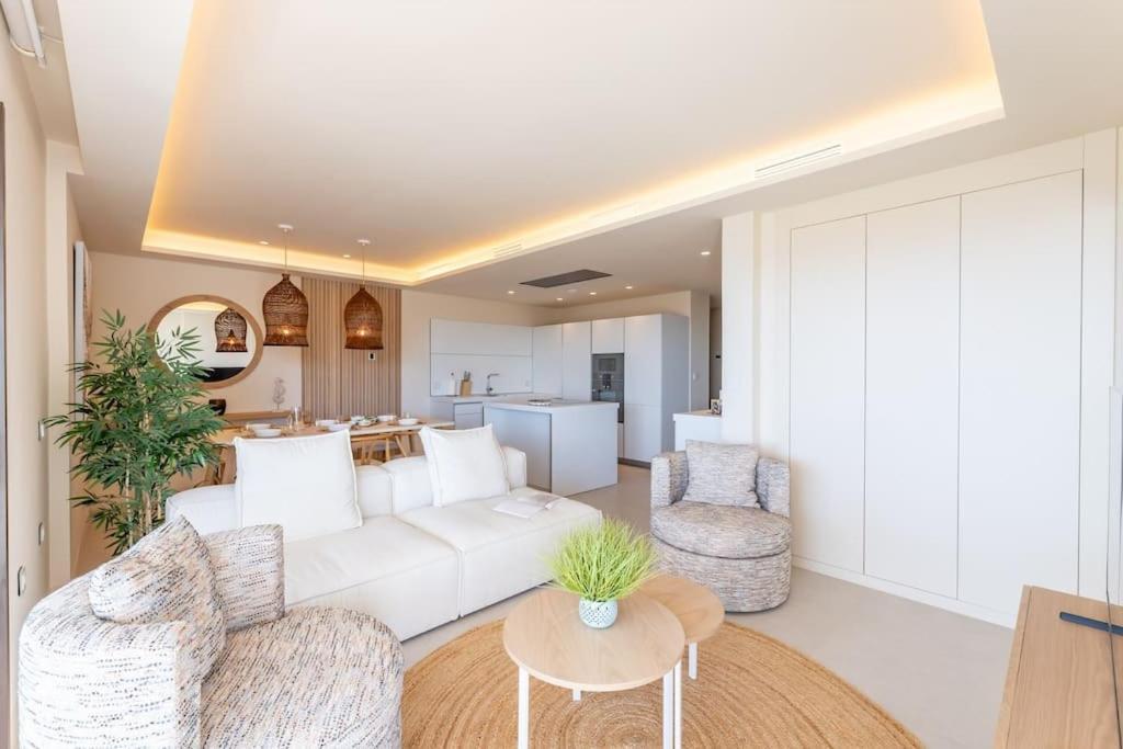Panoramic Sea Views And Luxury At Velaya Rdr391